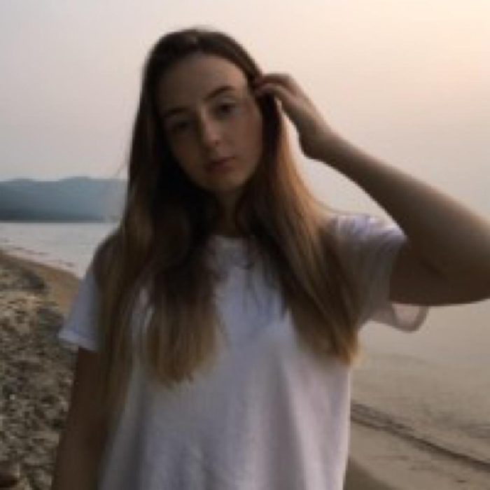 Юля Алёхина